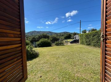 Casa · 400m² · 3 Ambientes · 2 Cocheras · Exquisito Loft con Vista Al Parque y a Las Sierras
