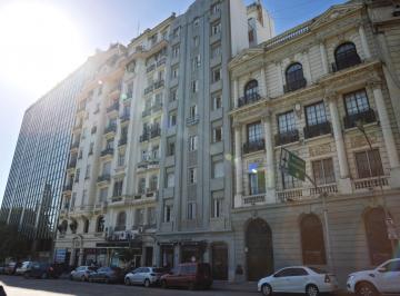 Departamento · 86m² · 3 Ambientes · Piso de 3 Amb y Escritorio en Venta Frente a Plaza San Martín