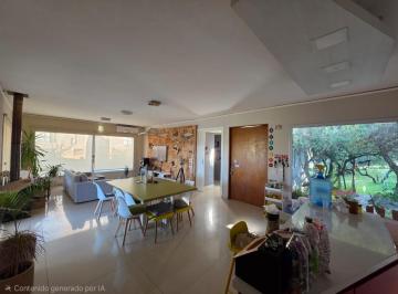 Casa · 270m² · 8 Ambientes · 2 Cocheras · Venta Casa Tierralta 3 Dorm