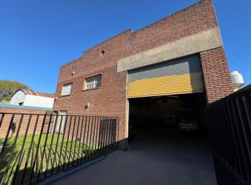 Bodega-Galpón · 479m² · 2 Ambientes · Galpón Sobre Lote de 432 m²