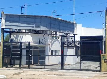 Local comercial · 288m² · 5 Ambientes · 2 Cocheras · Local en Concordia
