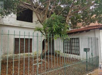 Casa · 250m² · 7 Ambientes · Casa en Venta en Remedios de Escalada con Fondo Libre y Opción a 2 Familias