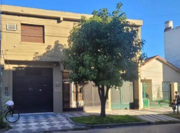 Casa de 4 ambientes, Esteban Echeverría · Oportunidad en Luis Guillón 4 Ambientes a La Venta ️