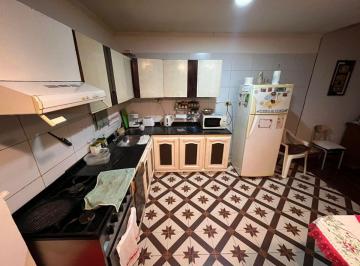 PH de 4 ambientes, Velez Sarsfield · PH de 4 Ambientes Grandes Planta Baja Al Fondo Sin Expensas!