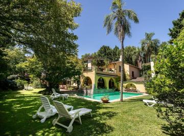 Casa · 613m² · 9 Ambientes · 1 Cochera · Casa en Venta en Beccar, San Isidro, G. B. a. Zona Norte