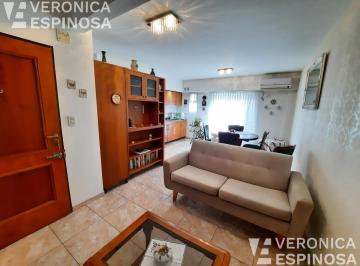 Departamento · 52m² · 3 Ambientes · 1 Cochera · Departamento en Moron Sur