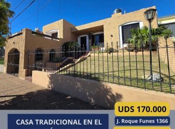 Casa de 5 ambientes, Córdoba · B° Urca Casa Tradicional en Venta - 3 Dorm. - Una Sola Planta