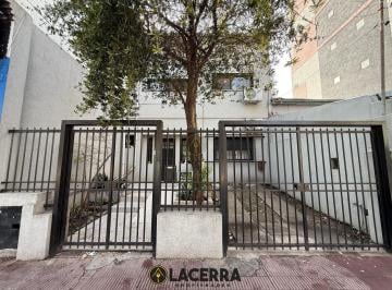 Casa · 150m² · 5 Ambientes · 1 Cochera · Casa en Venta en Villa Ballester