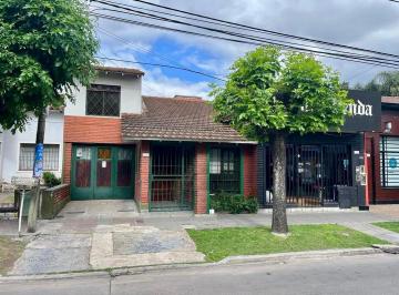 Casa · 133m² · 3 Ambientes · 1 Cochera · Local Al Frente con Vivienda
