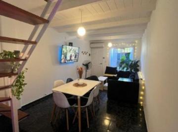 Casa · 64m² · 3 Ambientes · Venta Duplex 3 Ambientes Moron