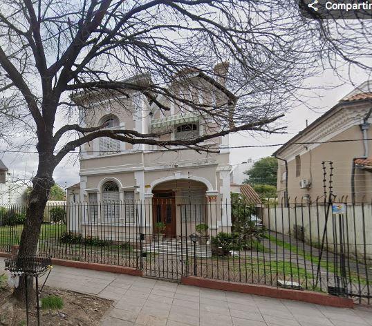 Casa · 550m² · 5 Ambientes · 5 Cocheras