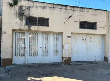 Bodega-Galpón · 132m² · 2 Ambientes · 1 Cochera · Galpón en Rosario