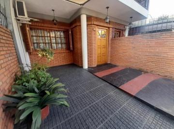 PH · 72m² · 3 Ambientes · 1 Cochera · Venta PH Duplex 3 Ambientes con Cochera y Parrilla en San Justo