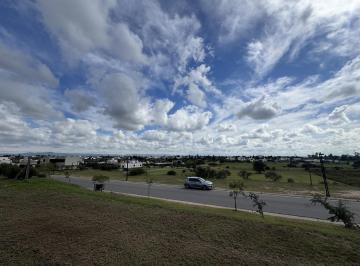 Terreno · 1700m² · Lote en Venta en La Cascada - Terreno con Vistas a Las Sierras