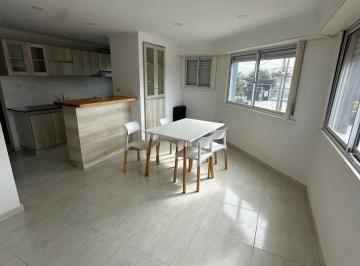 Departamento · 60m² · 3 Ambientes · Departamento 3 Ambientes en Alquiler - Amoblado