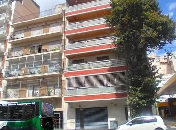 Departamento · 3 Ambientes · 1 Cochera · Departamento en Parque Chacabuco