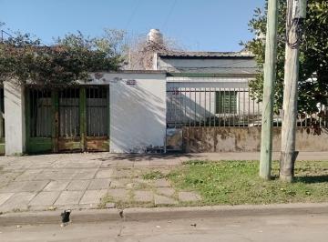 Casa de 4 ambientes, Hurlingham · Casa 4ambientes (Villa Tesei – Hurlingham)