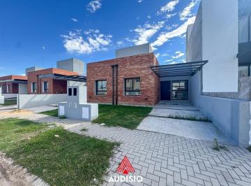 PH · 67m² · 3 Ambientes · 1 Cochera · PH en Venta - Brisas de Manantiales