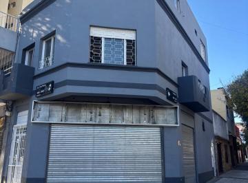 Local comercial , Flores · Local en Esquina a Estrenar. Castanon y Eva Peron.