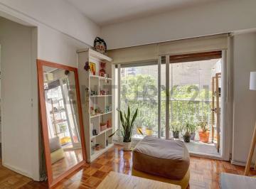 Departamento · 67m² · 4 Ambientes · Venta - Departamento 3 Ambientes con Balcón y Escritorio en Recoleta