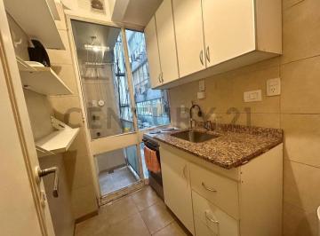 Departamento · 31m² · 2 Ambientes · Venta - 2 Amb a m del Obelisco | Ideal Inversión | Apto Profesional