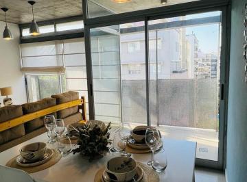 Departamento · 54m² · 2 Ambientes · S/piso 2 Amb Fte Categ Amobl Equip Dorm en Ste Vest Toil m Blvd Mendoza/triunv/subte