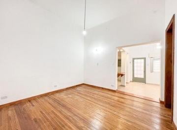 PH · 57m² · 3 Ambientes · PH 3 Ambientes en Alquiler • Lambare 180