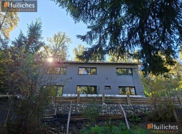 PH · 195m² · 4 Ambientes · 1 Cochera · Hermosa Casa