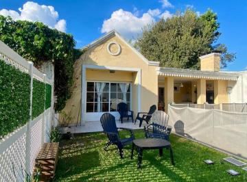 PH · 98m² · 3 Ambientes · PH en Alquiler Temporario - 2 Dorm. 1 Baño - La Plata