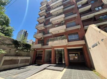 Departamento de 2 ambientes, Quilmes · Departamento de 2 Ambientes con Cochera en Excelente Zona de Quilmes Centro