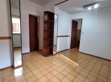 Departamento · 52m² · 3 Ambientes · Departamento en Alquiler 3 Amb Valentín Alsina