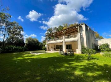 Casa · 457m² · 10 Ambientes · 4 Cocheras · Casa Chalet en Venta en Chacras de Murray, Pilar, G. B. a. Zona Norte