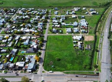 Terreno · 266m² · Lote en Venta en 7 y 508
