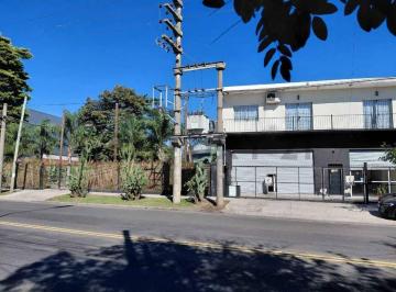 Bodega-Galpón · 600m² · Alquiler Espectacular Predio de 2100 m² - Panamericana y Boulogne Sur Mer - Gran Potencial Comercial