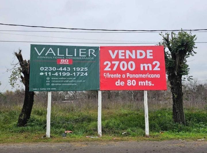 Terreno · 2741m²