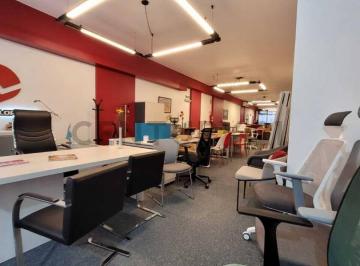 Oficina comercial · 210m² · Venta Local Comercial Dos Niveles Planta Baja y Planta Sotano.