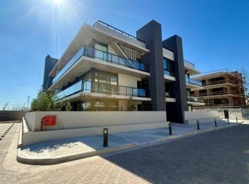 Departamento de 2 ambientes, Esteban Echeverría · Departamento de 2 Ambientes a Estrenar con Patio, Cochera y Baulera en Cabral 3300 Canning