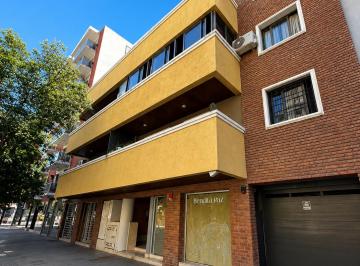 Departamento de 3 ambientes, Córdoba · B° Gral Paz - Hermoso Depto. 2 Dorm. 2 Balcones - Frente