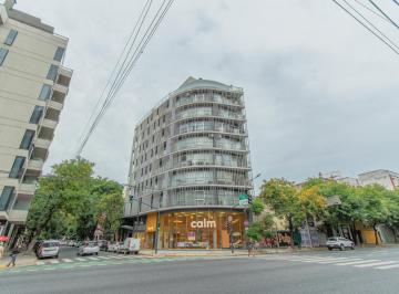Oficina comercial · 111m² · 6 Ambientes · Oficinas en Venta - Colegiales - Siete Ambientes. Ventanales. Seguridad. Esquina.
