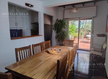 PH · 117m² · 5 Ambientes · PH en Flores Norte