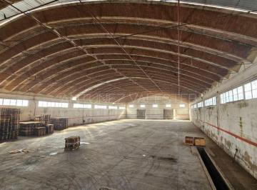 Bodega-Galpón , Córdoba · Alquilo Galpon a Reciclar 2500 m² Cub. en Predio Cerrado Av Malvinas. (Ga 703)