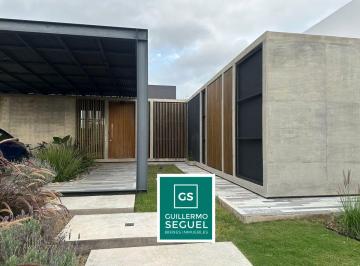 Casa de 5 ambientes, Córdoba · 7 Soles – Verandas – Moderna Casa en Venta Toda de Hormigón Visto – 1 Sola Planta