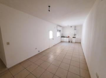 Casa · 65m² · 3 Ambientes · Riobamba 3827 - Interno - Casa