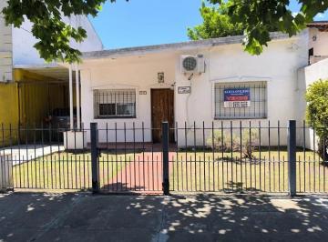 Casa · 152m² · 3 Ambientes · Venta Casa 3 Ambientes con Patio Centro Los Polvorines