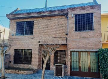 Casa · 140m² · 5 Ambientes · Venta Casa 5 Ambientes – San Antonio de Padua