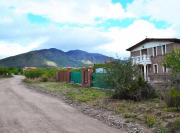 Casa de 3 ambientes, Capilla del Monte · Casa en Capilla del Monte con Espacio Multiuso