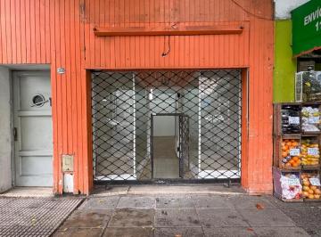 Local comercial · 29m² · Local a La Calle con Doble Vidriera, 9 X 3,30 m. Baño Compartimentado.