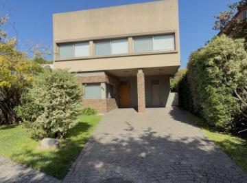 SER-SER-5095_2 · Venta Casa de 5 Amb en Barrio Cerrado