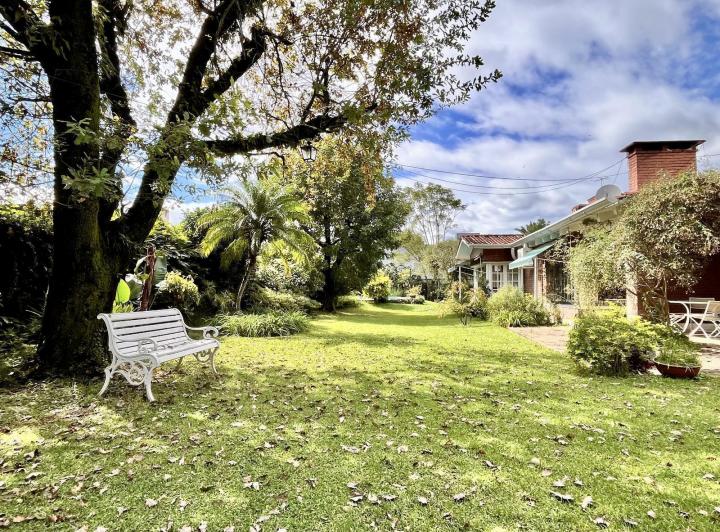 Casa · 274m² · 5 Ambientes