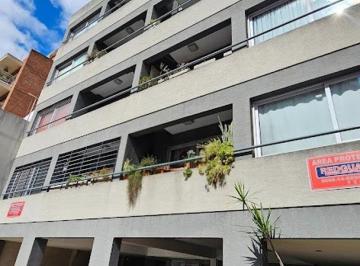 Departamento · 46m² · 2 Ambientes · 1 Cochera · Departamento 2 Ambientes en El Centro de Castelar Sur.